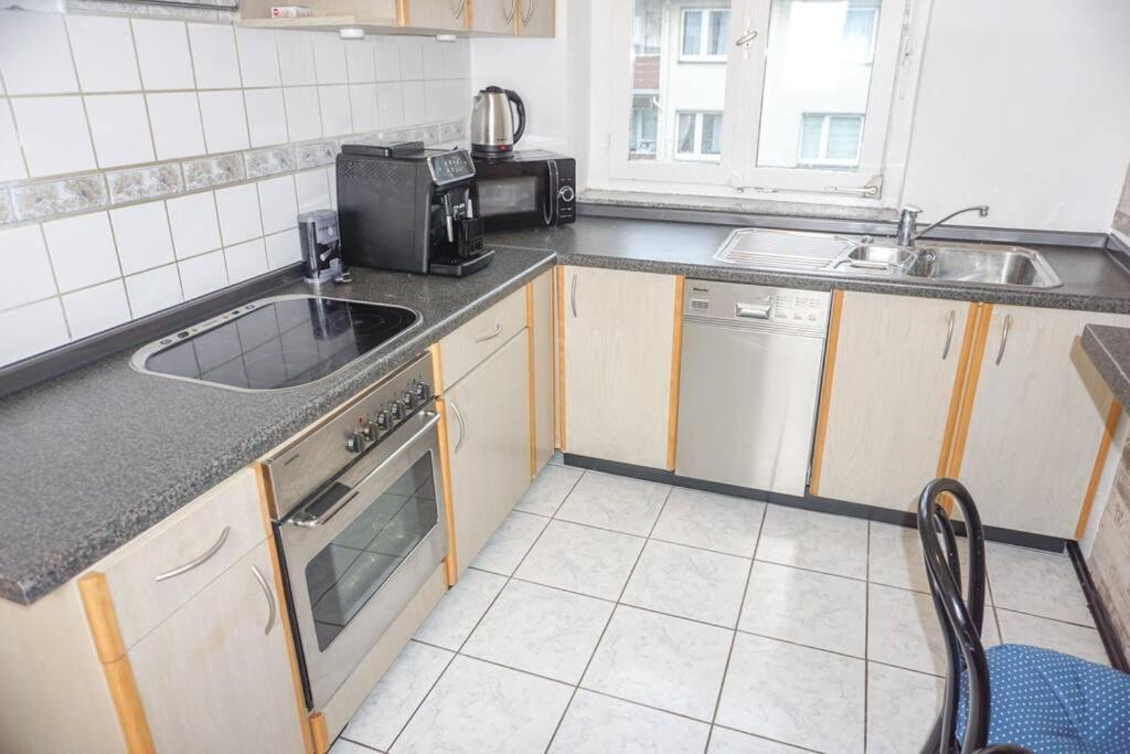 Apartment In Wuppertal - Charmante 3-Zimmer-Oase Mit Kamin Und Badewanne Екстер'єр фото